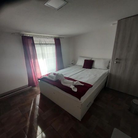 Rooms Panda Maribor Exterior foto